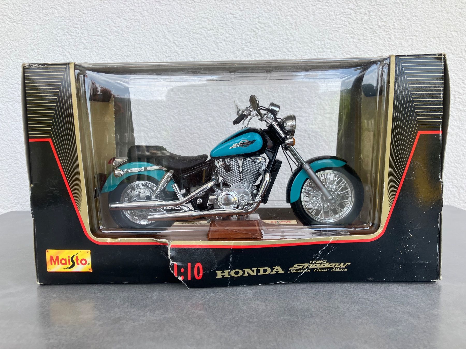 Maisto Modellbausätze & Standmodelle: Moto Honda Shadow VT1100C2 – Gebraucht aus Delémont von claudi57 1