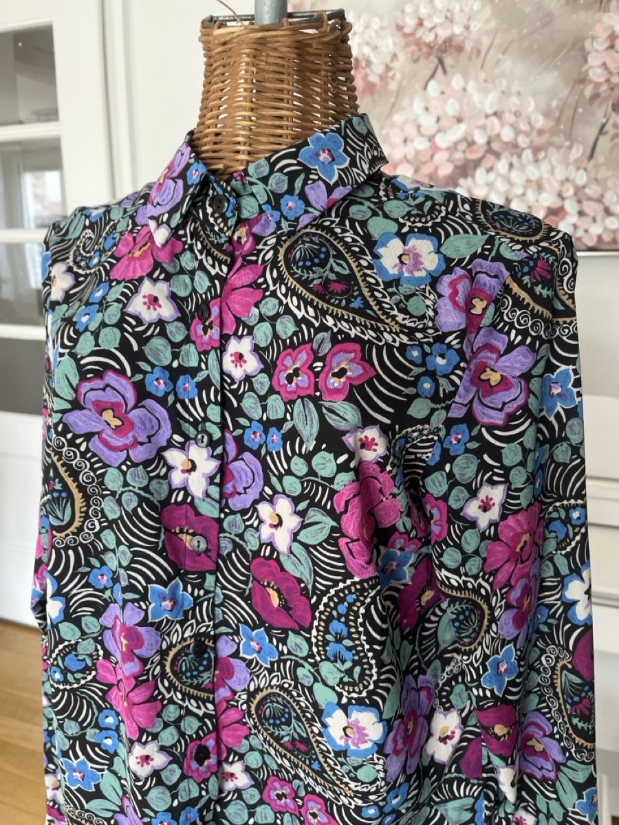 Camicette: Bluse mit Blumenmuster, Cerise Blue, M – Usato da Solothurn venduto da Bobesch08 1