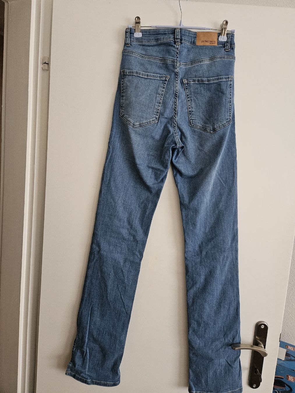 Jeans: Perfect Jeans light Flared/Gr M – Usato da Baar venduto da BlackCat_13 4