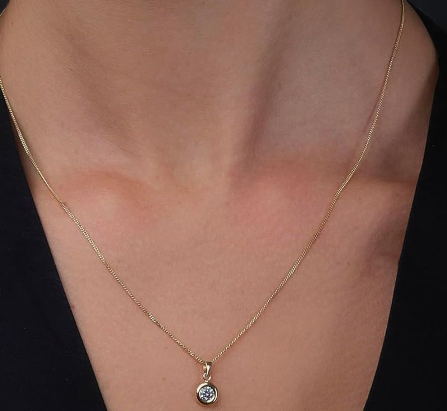 Catenine: Halskette mit Goldanhänger – Nuovo e nell'imballaggio originale da Hemmental venduto da Schmuckwelt2 2
