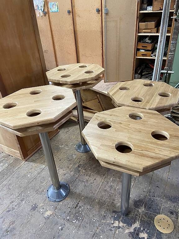 Tische: Oldschool Vintagetische/ Bartisch Van – Gebraucht aus Ebnat-Kappel von mic_2pwc