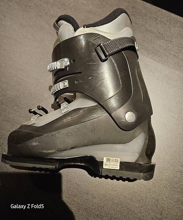 Salomon Scarpe da uomo: Chaussures Salomon ski – Usato da Châtel-St-Denis venduto da ameireles1973 1