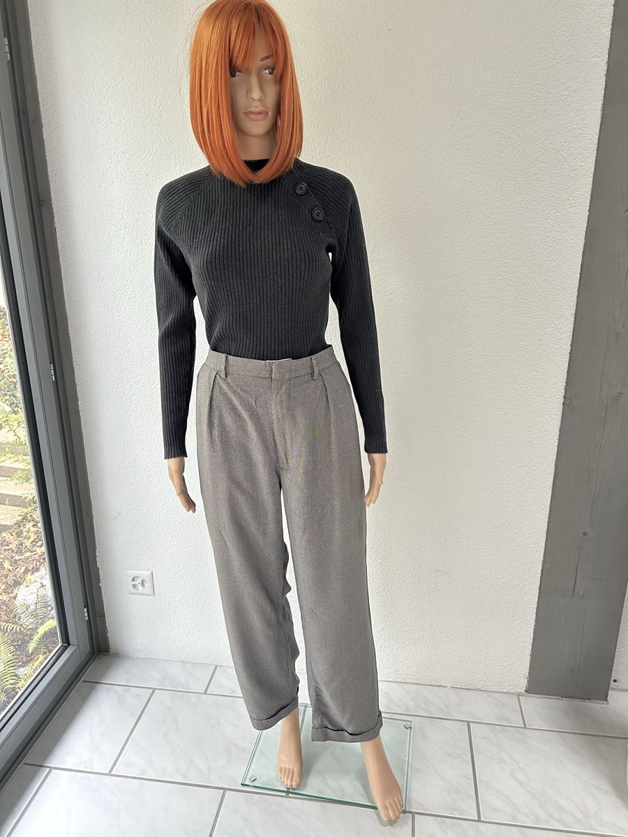 Ralph Lauren Pantaloni: Polo Golf Ralph Lauren Trousers Grey Patterned Worn – Usato da Saland venduto da ele_vc96 1