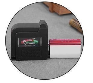 Tutti gli attrezzi: Batterietester Batteriemesser Messgerät A AA AAA CR2032 9V – Nuovo e nell'imballaggio originale da Dättlikon venduto da easythings 2