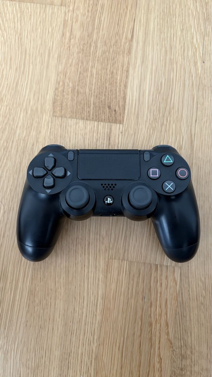 Sony Konsolen: Playstation 4 slim 1TB – Gebraucht aus Wittenbach von Jwli 4