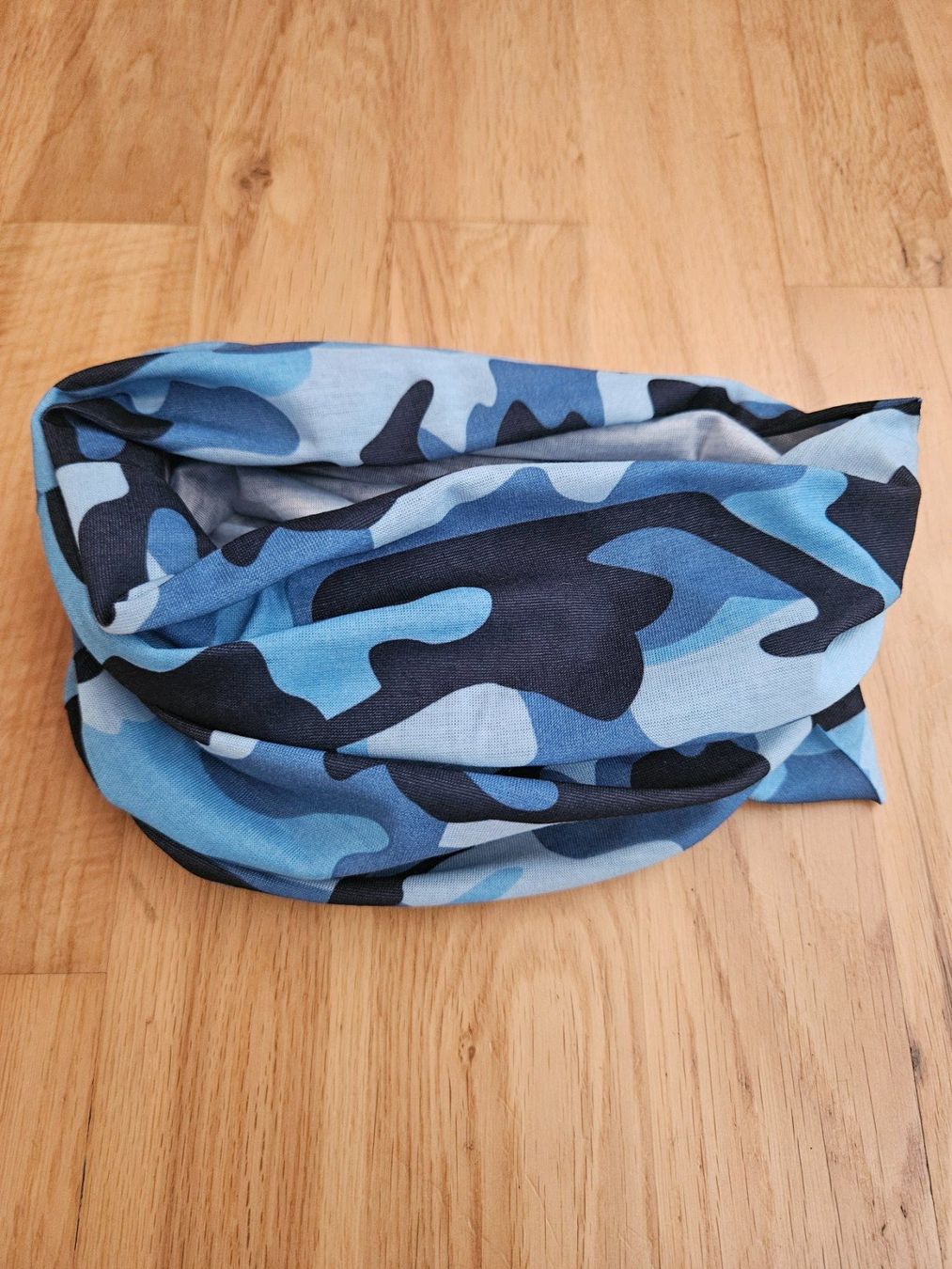 Foulard & Sciarpe: Schlauchtuch Bandana Halstuch – Nuovo e nell'imballaggio originale da St.Gallenkappel venduto da RocknSkull 1
