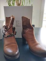 Bottines boots cuir camel / marron, marque Strategia 37