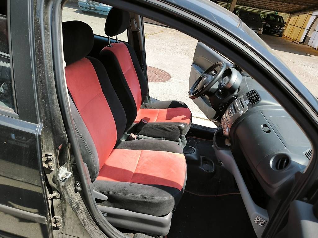 Automobili: Daihatsu Sirion 1.3 4x4 – Usato da Aurigeno venduto da Garage4wd 4
