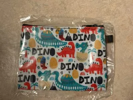 Kleine KinderGeldbörse mit Dinos Motiv