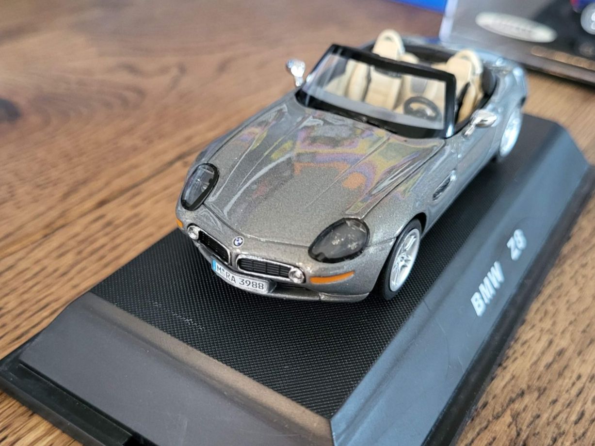 Modellini d'auto: BMW Z8 1:43 Jadi – Usato da Rothrist venduto da Juana5 1