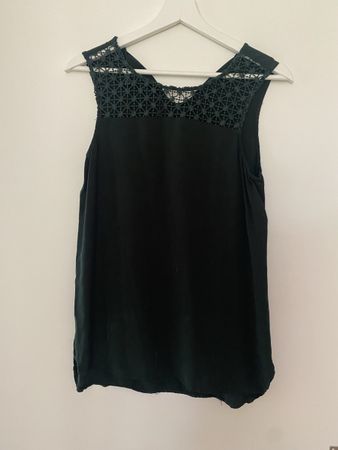 Damen Top schwarz ONLY Grösse 36 guter Zustand