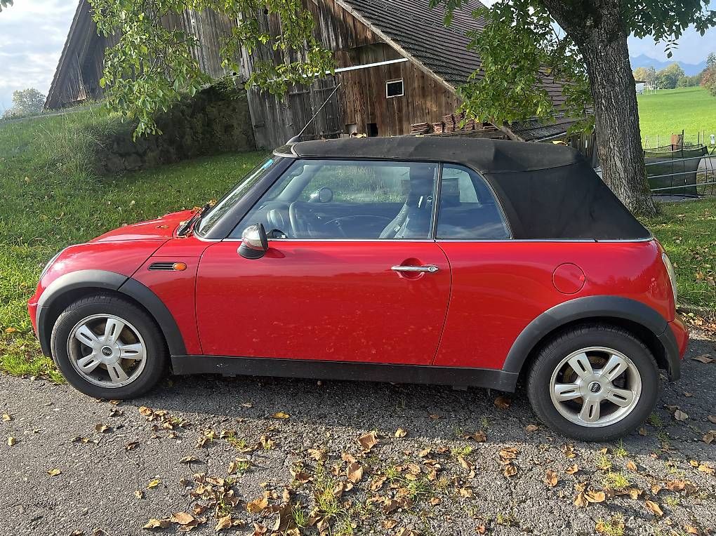 Autos: MINI One Cabrio – D'occasion à Meggen par kis_yc2g 1