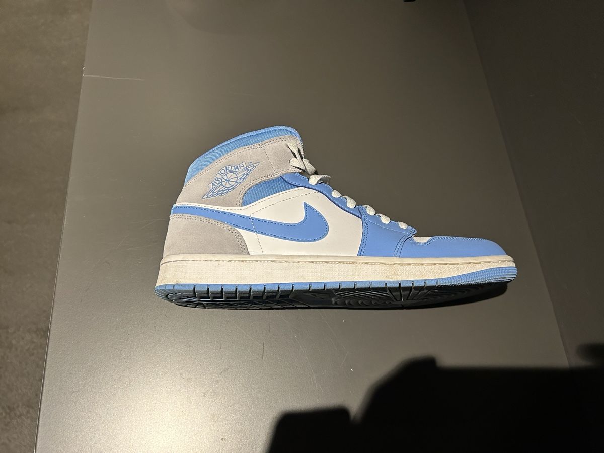 Jordan Scarpe da uomo: Nike Air Jordan 1 "University Blue Grey" Gr. 44 – Nuovo (secondo la descrizione) da Risch venduto da Matze13 5
