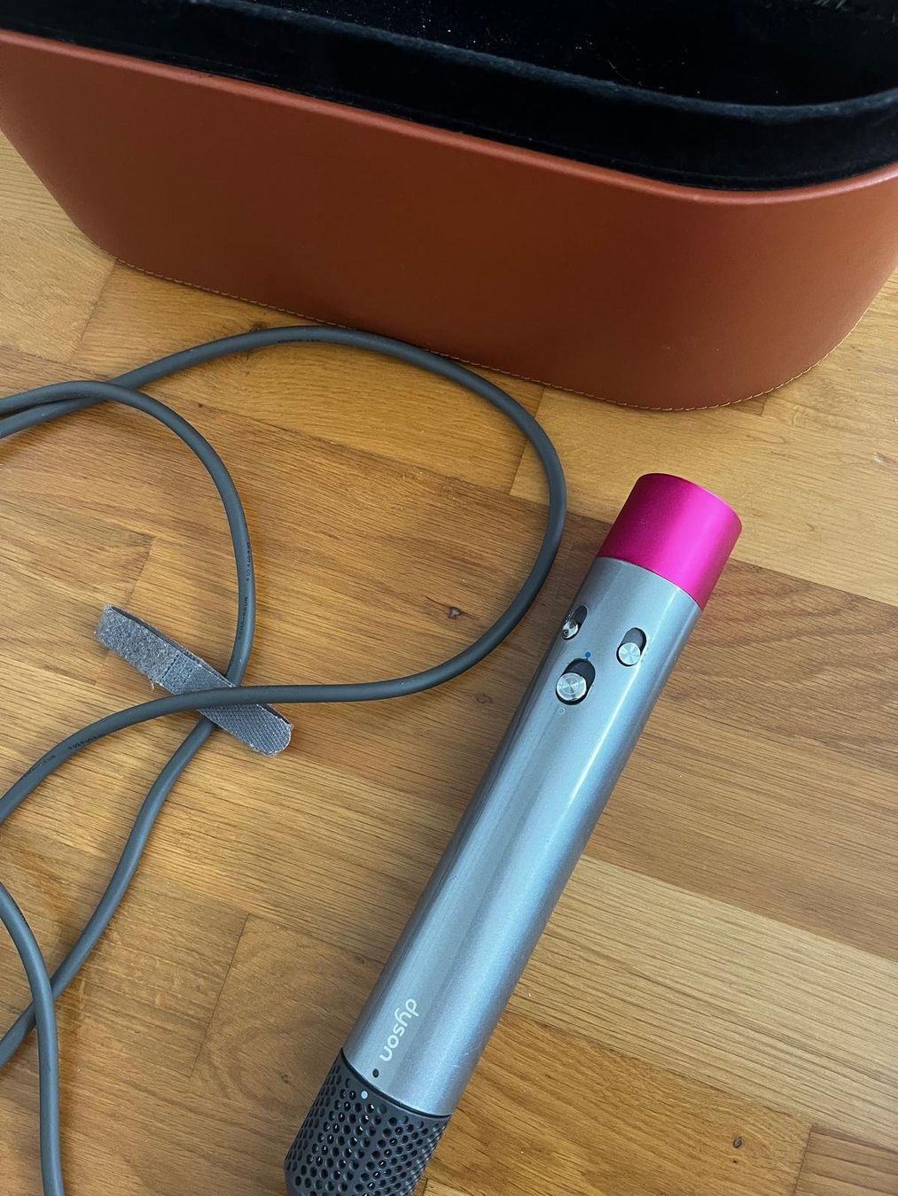Dyson Asciugacapelli: Dyson Airwap – Difettoso da Dotzigen venduto da Sw67 3