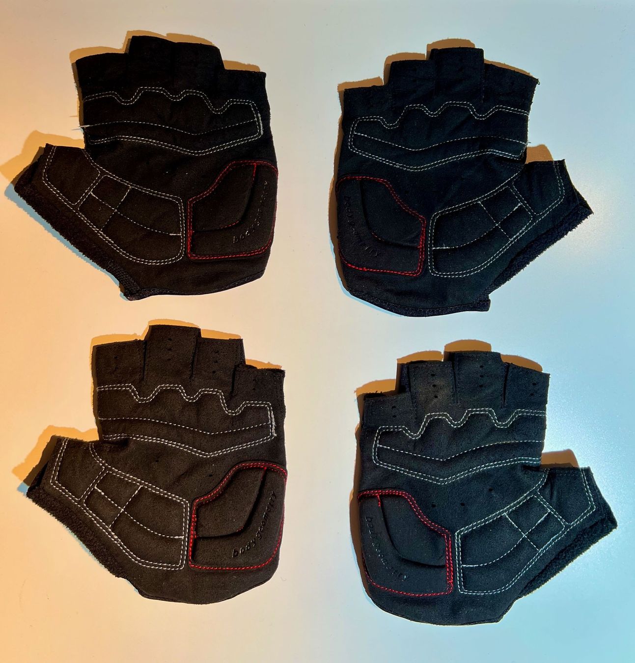 Sonstige Accessoires für Herren: SPECIALIZED MOUNTAINBIKE HANDSCHUHE BODY GEOMETRY – Gebraucht aus Wünnewil von