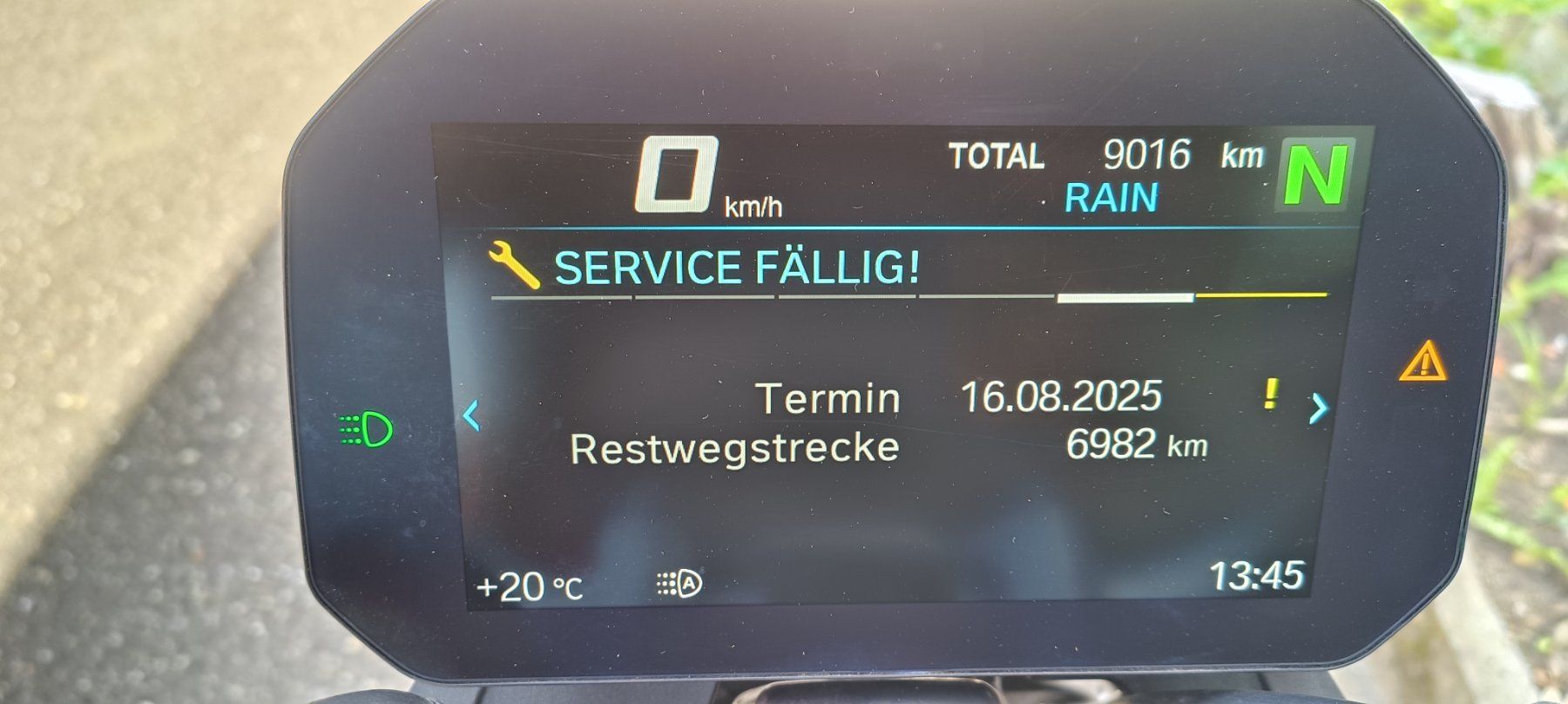 BMW Strada: BMW F900R – Usato da Bözberg venduto da PistenBully87 5