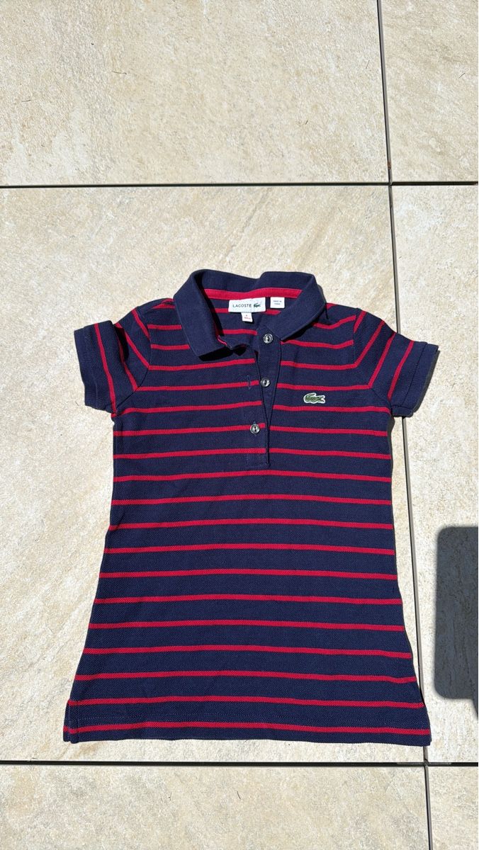 Lacoste Camicette, T-shirt & Top: Polo Lacoste neuf taille  4 ans / 104 – Nuovo (secondo la descrizione) da Blonay venduto da Simba1094