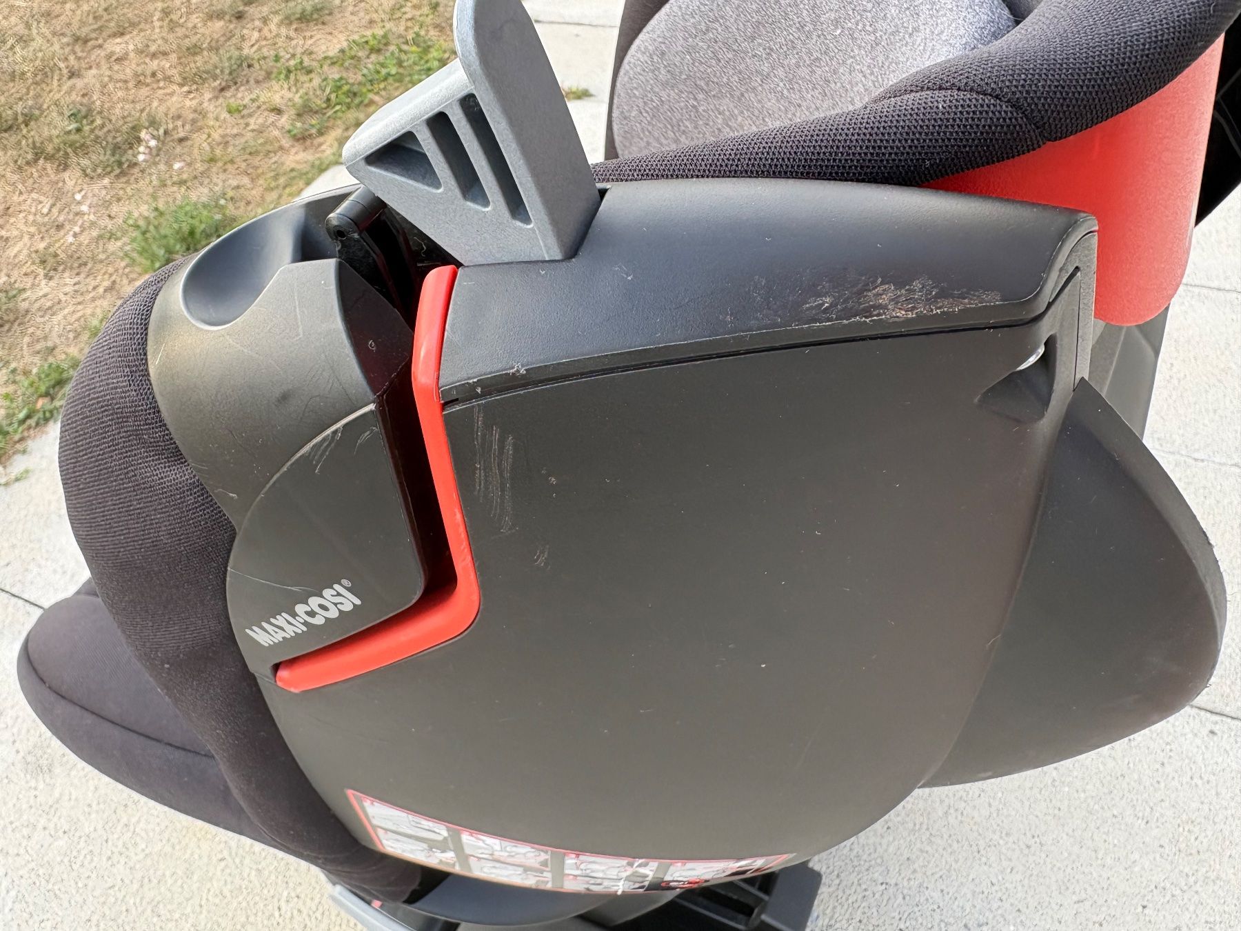 Maxi-Cosi Auto-Kindersitze: Maxi-Cosi Kindersitz: Tobi Authentic Graphite – Gebraucht aus Seltisberg von Buddy1000 4