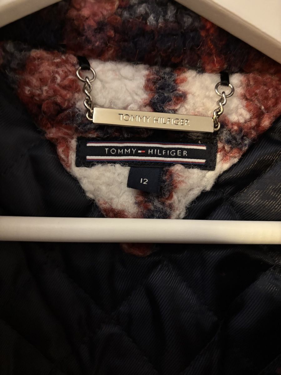 Tommy Hilfiger Jacken: Tommy Hilfiger Jacke, Damen – Gebraucht aus Bern von Amylee1999 3