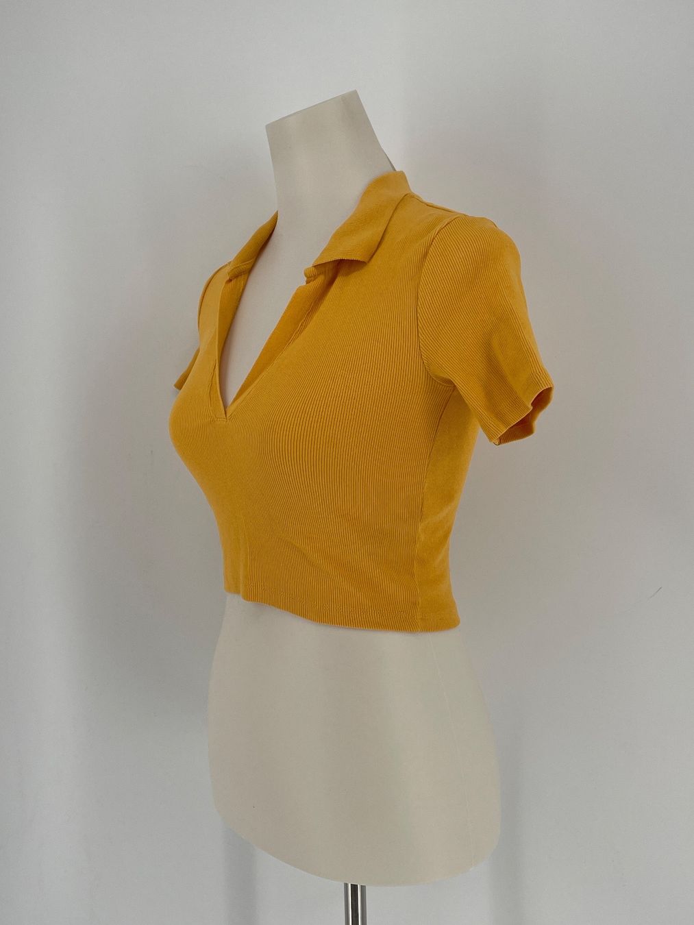Zara T-shirt: Crop Shirt Gr. S Zara – Usato da Auenstein venduto da moin. 1