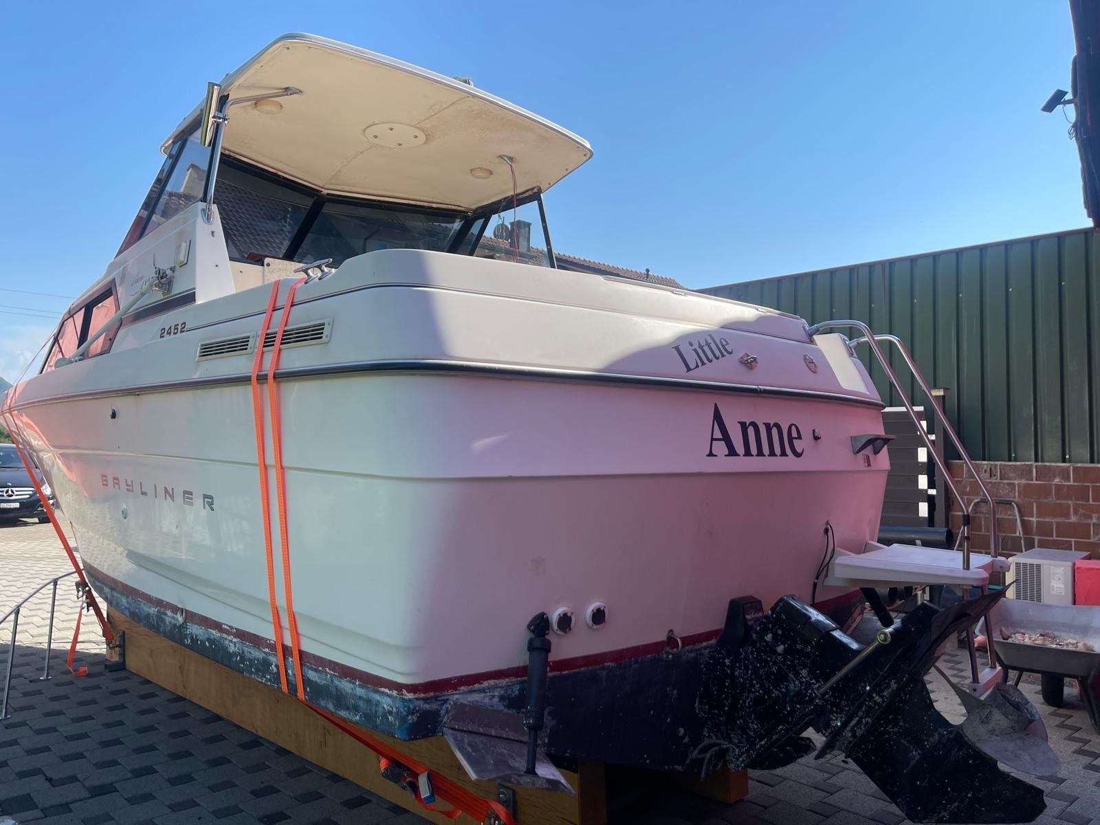 Bayliner Boote: Bayliner 2452 Ciera Express – Refit-Projekt – Gebraucht aus Lütisburg Station von ilo_w8vk 2