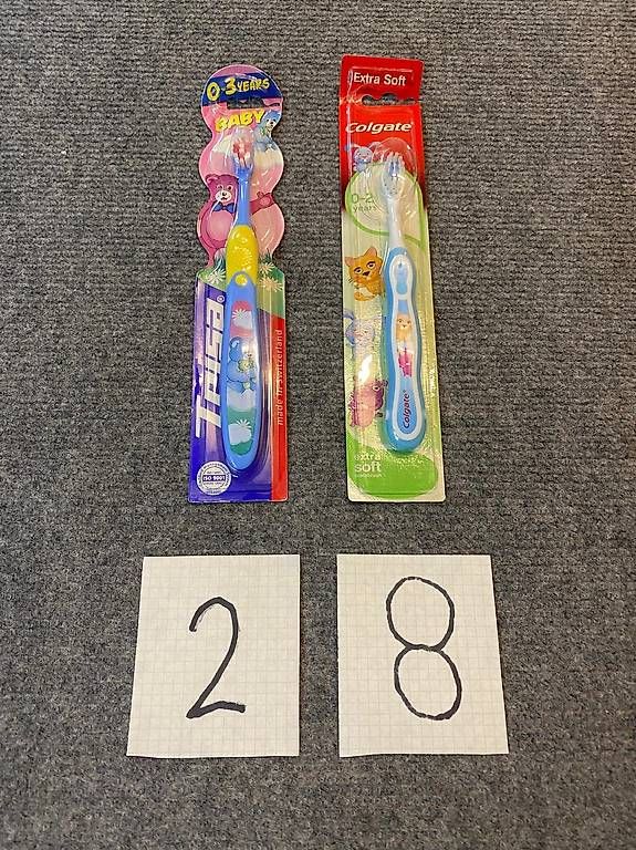 Cura dei denti: Brosses à dents – Usato da Genève venduto da Actarus17