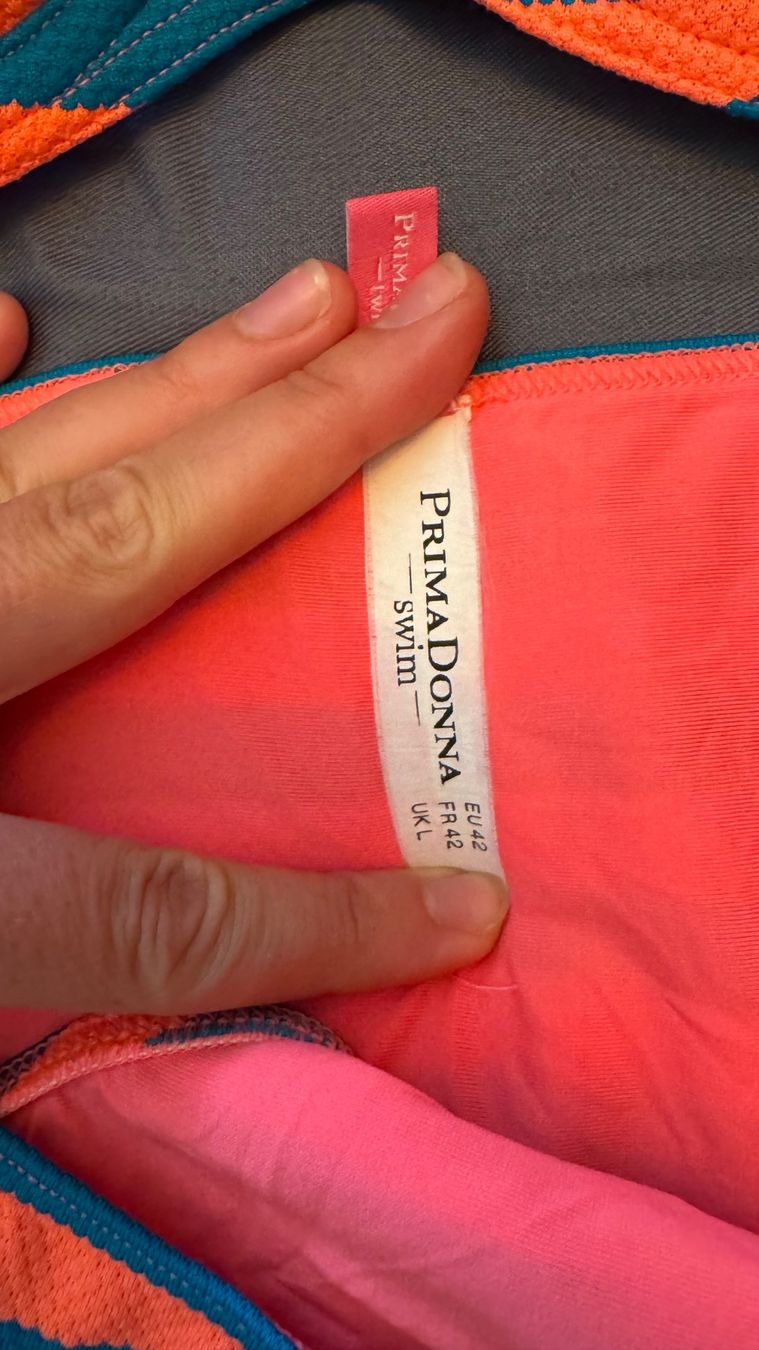 Badekleider & Bikinis: 2 Bikinis von PrimaDonna – Gebraucht aus Rothenthurm von Lynn_DM 1