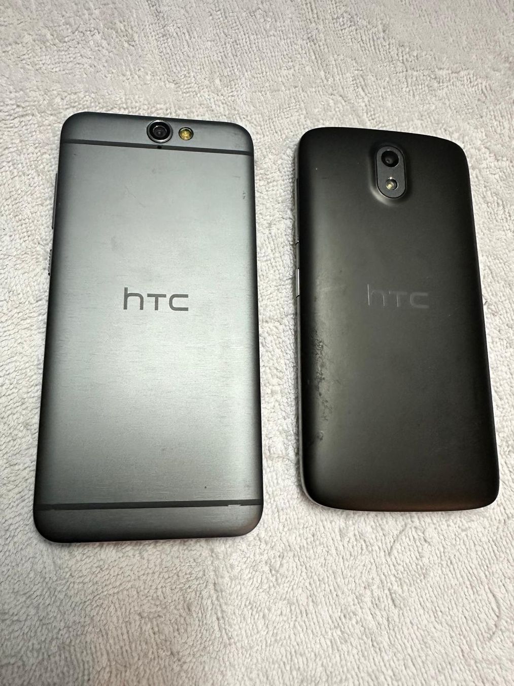 HTC Telefoni cellulari / Smartphones: Htc 2 Händi Atrappen – Nuovo (secondo la descrizione) da Thörishaus venduto da zimtfein 1