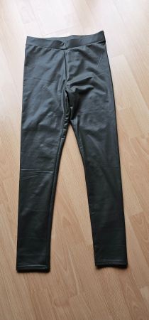Chicoree Kunstlederleggins Gr. M, Khaki, Herbstlook