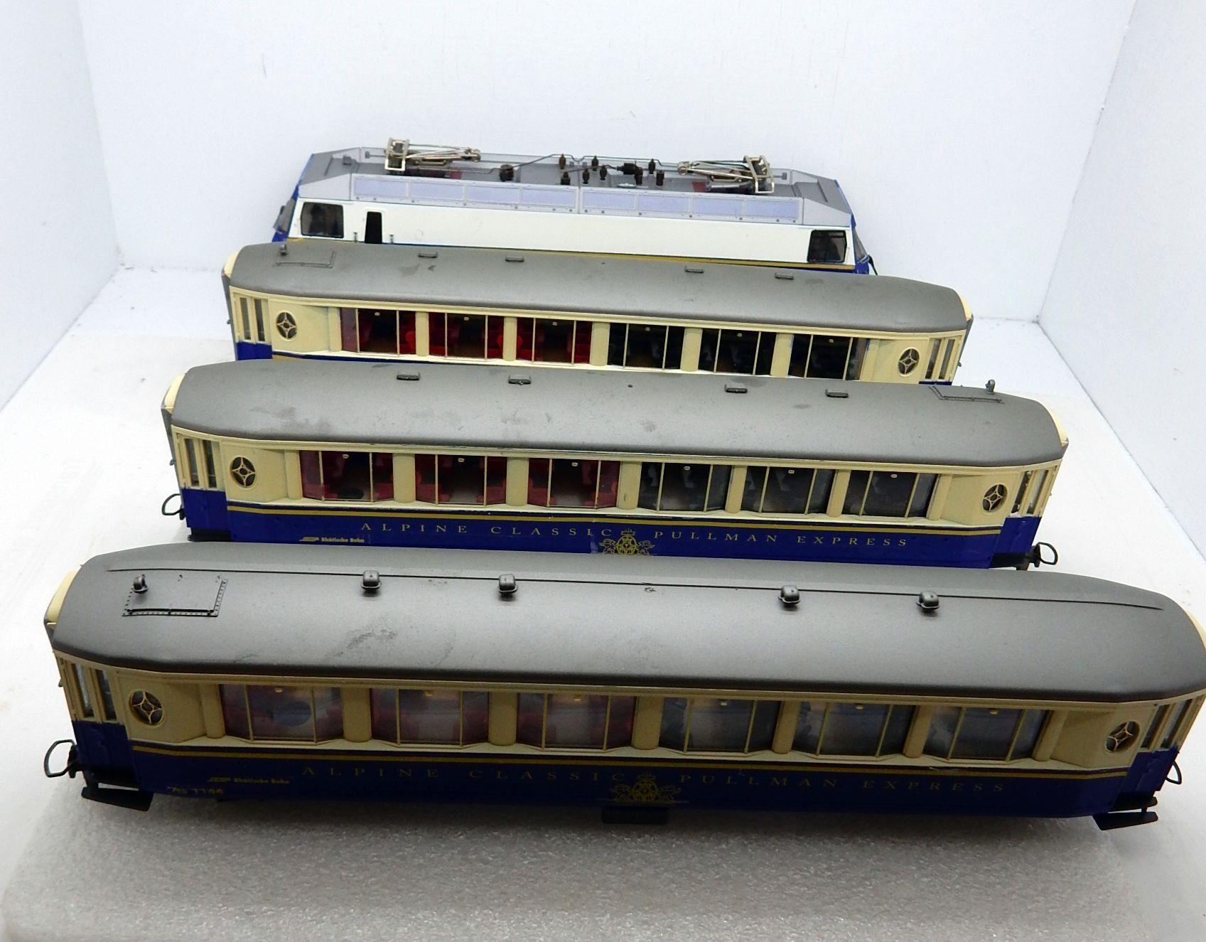 Bemo Trains électriques: Hom Bemo - Rame 4 éléments  RhB "Alpine Classic Pullmann"- – D'occasion à Locarno par Gudrun2 2