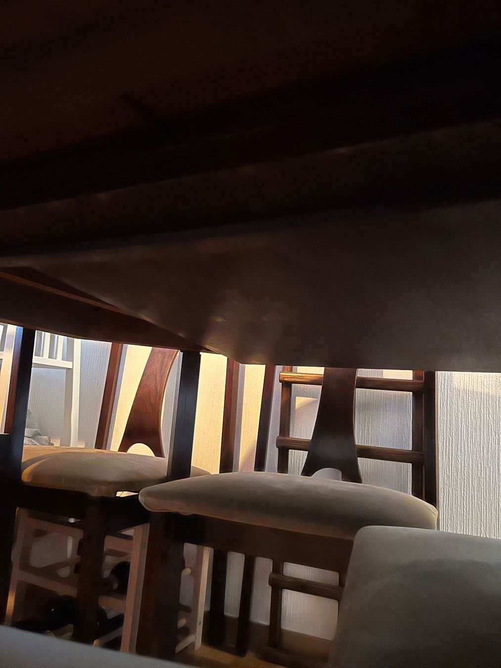 Tischset: Table à manger extensible vintage en bois massif + 6 chaises – Gebraucht aus Lausanne von dia_xs9l 9