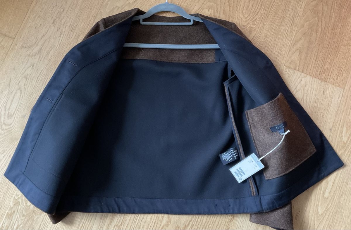 Cos Giacche: Nie getragene Übergangsjacke von COS, Grösse 34 – Nuovo e nell'imballaggio originale da Zürich venduto da Sunset69 4