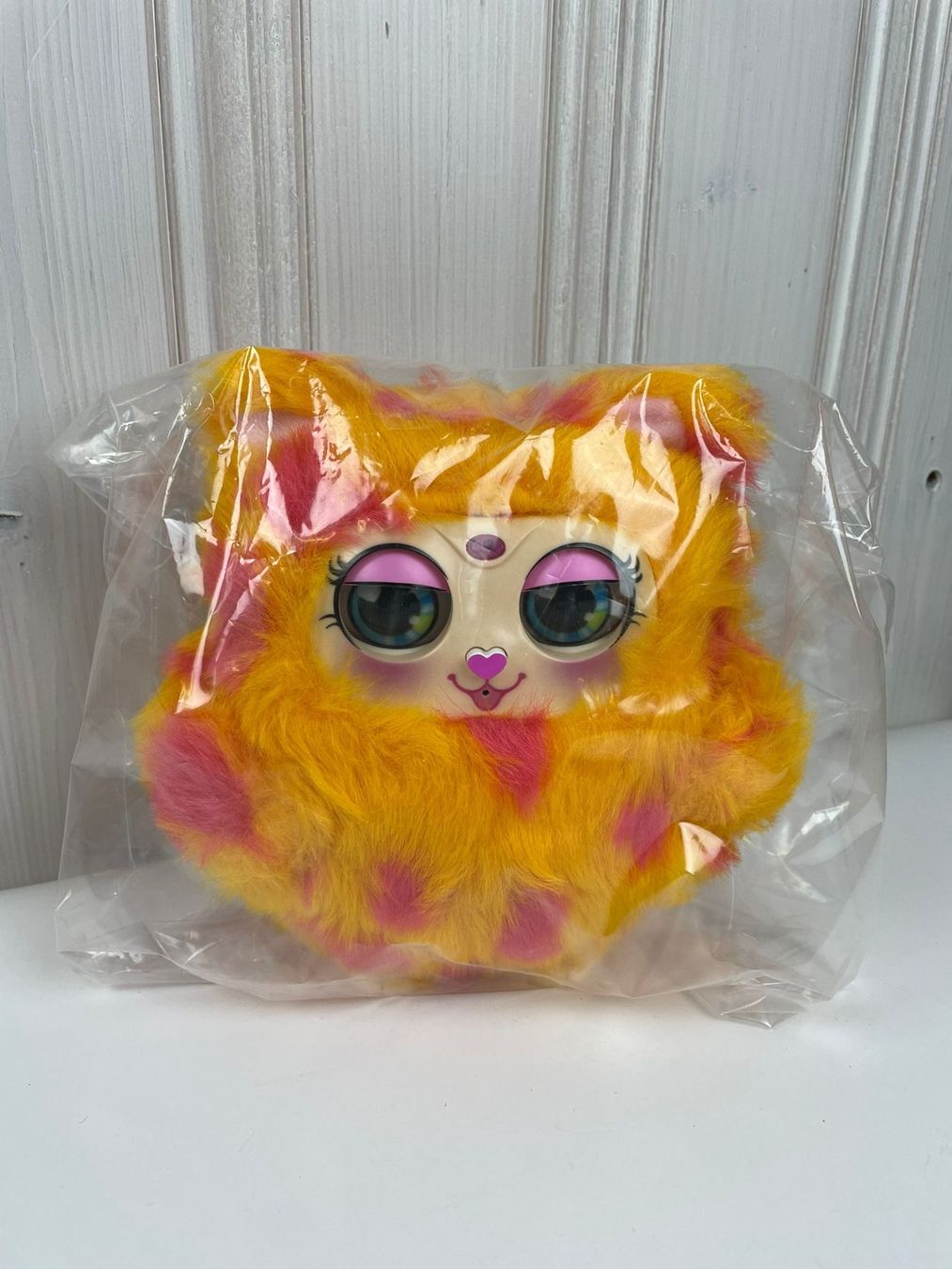 Giocattoli: Süsses Plüschtier mit grossen Augen, Tiny Furries – Nuovo (secondo la descrizione) da Wängi venduto da Thurgauer98 1