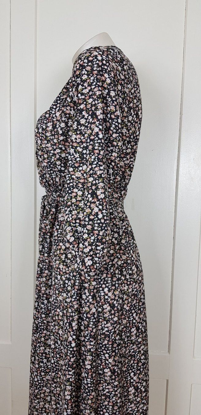 Vestiti: Kleid, Bindegürtel, Midi, Gr. 36 38 – Usato da Uster venduto da Astral 4