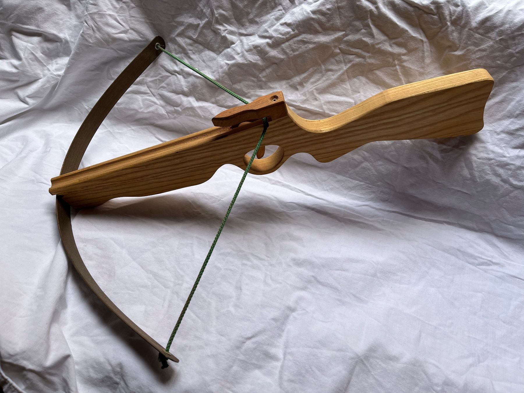 Giocattoli: Spielzeug Armbrust zweihändig Ritter 4 – Nuovo (secondo la descrizione) da Zürich venduto da gemuesebouillon