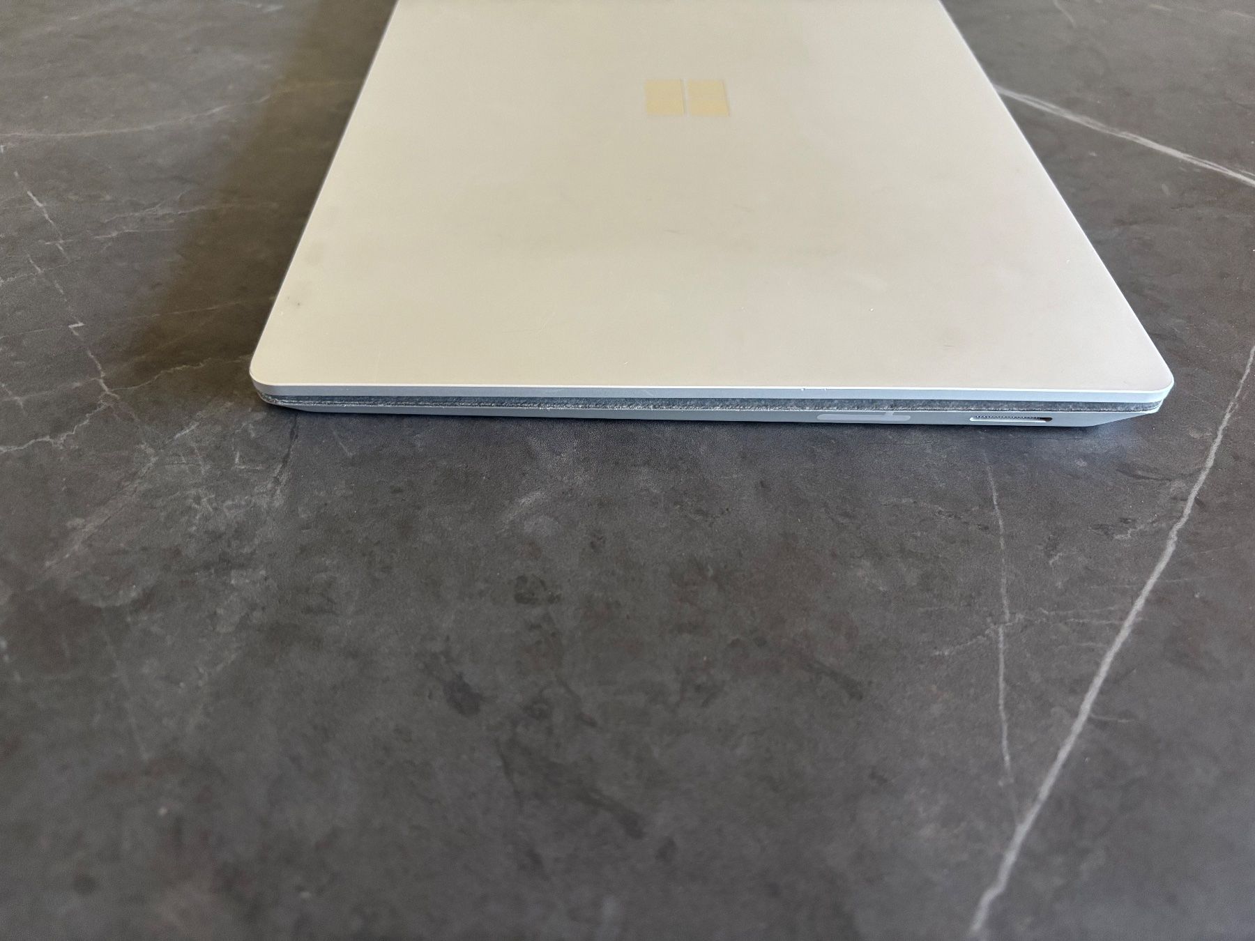 Microsoft Notebook: Microsoft Surface Laptop Go - Top Zustand - Sofort – Usato da Weissbad venduto da FlickflauderY 5