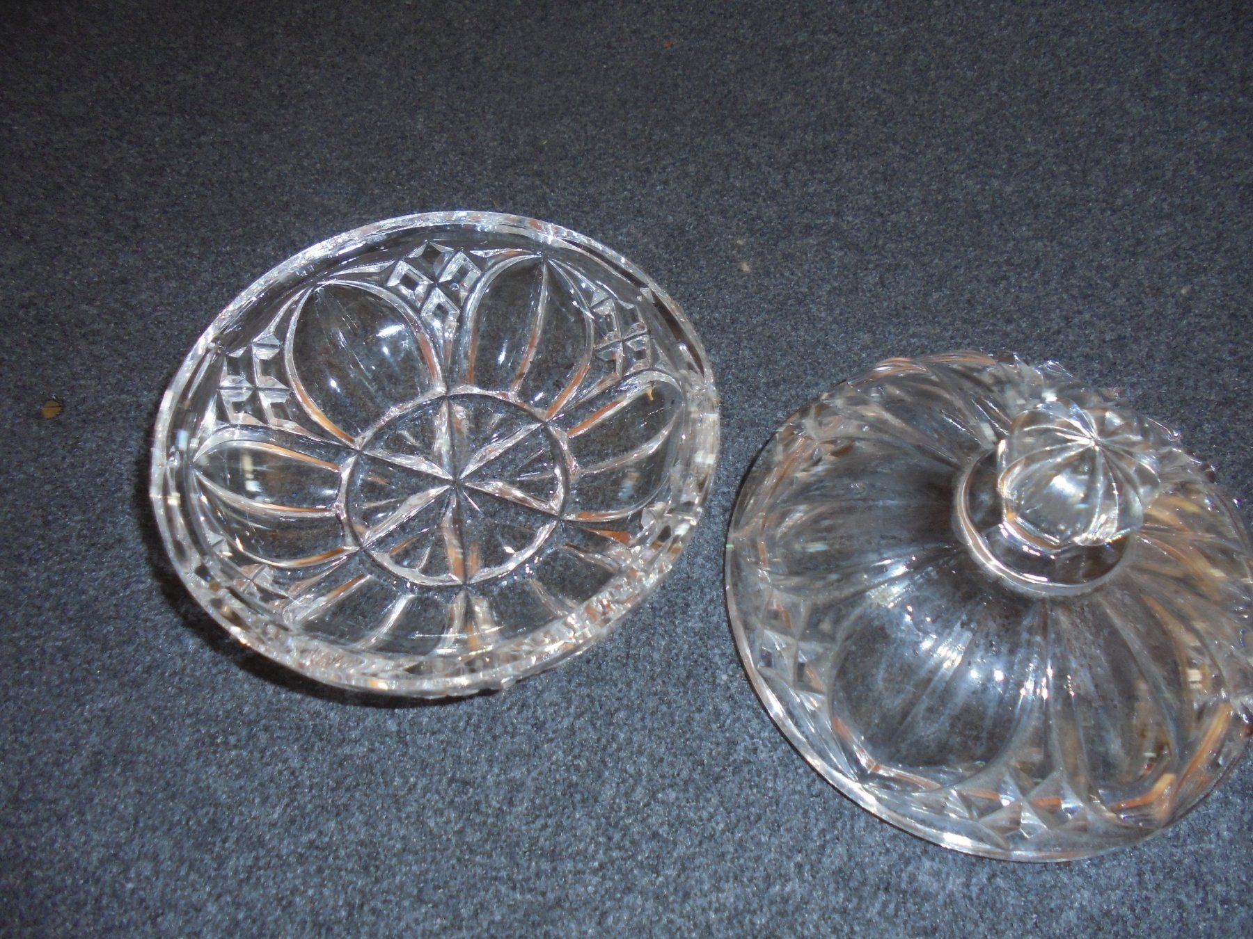 Bicchieri: alte formschöne, dekorative Kristall Glas, Deckeldose – Usato da Rüschegg-Heubach venduto da Ofen111 1