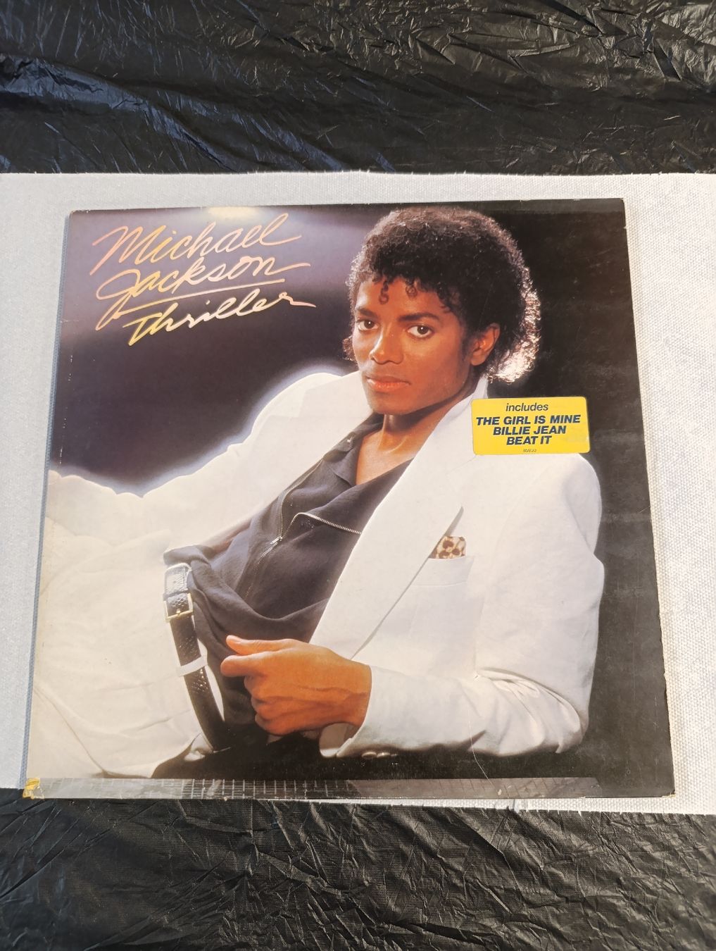 Dischi in vinile: Michael Jackson "Thriller"disque original de 1984 – Usato da Avry-sur-Matran venduto da dav_nm5p