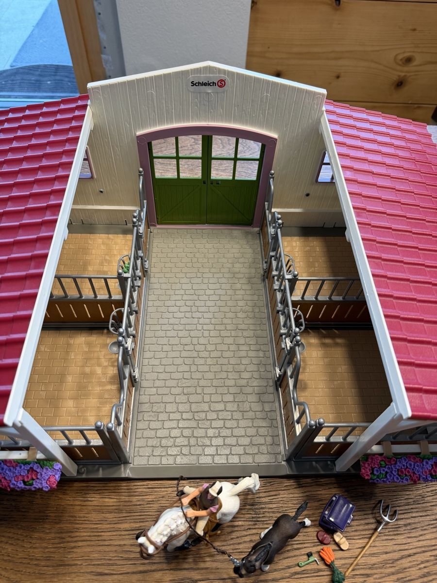 Schleich Spielzeuge: Schleich Reiterhof 42344 – Gebraucht aus Auw von grisu81 2