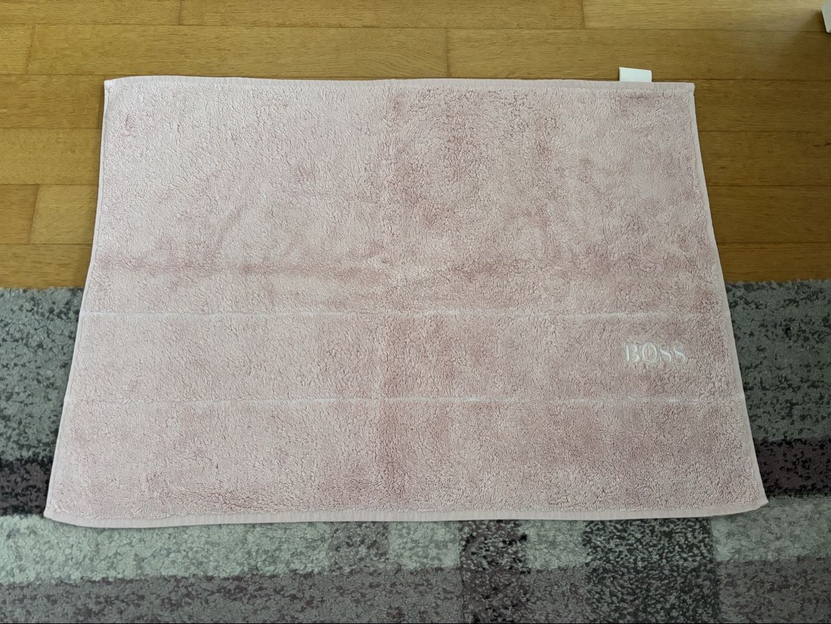 Hugo Boss Teli da bagno: Hugo Boss Bath Towel Set – Nuovo (secondo la descrizione) da Berneck venduto da mlb_ch99 5