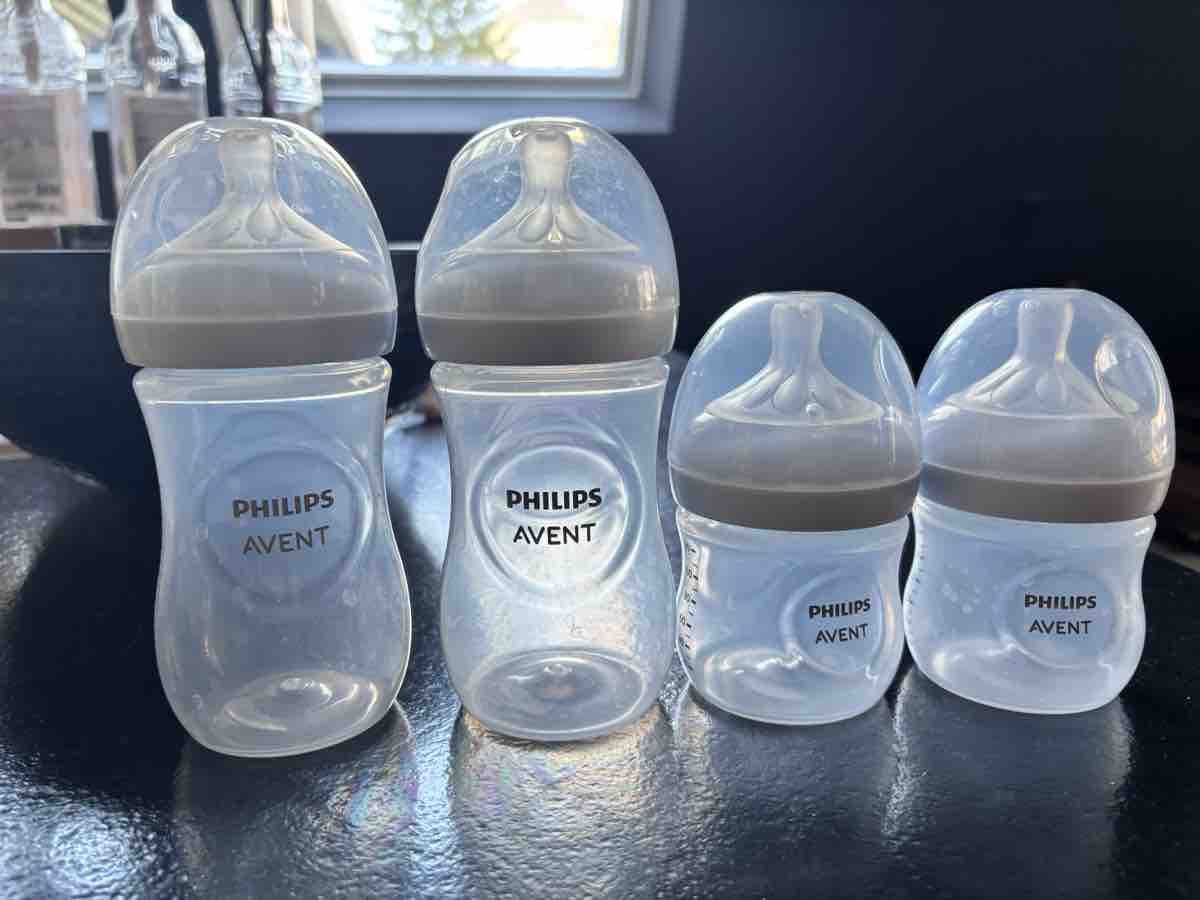Avent Baby-Mahlzeiten: Lot 4 biberons Philips Avent occasion – Gebraucht aus Evionnaz von nin_c2qy
