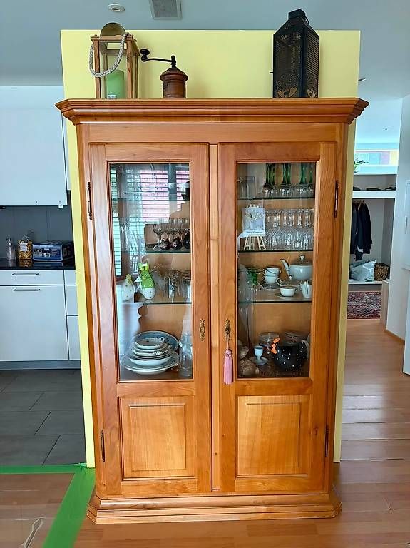 Vitrinen: Superschöne Vitrine – Gebraucht aus löhningen von chaeber007 1