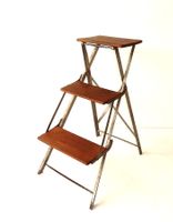 Vintage Industrie - Klappleiter mit Holzstufen / H 76.5cm