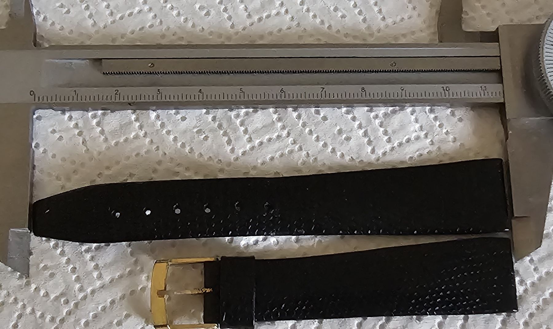Orologi: Bracelet de montre en cuir noir  – Usato da Genève venduto da Fresko01 4