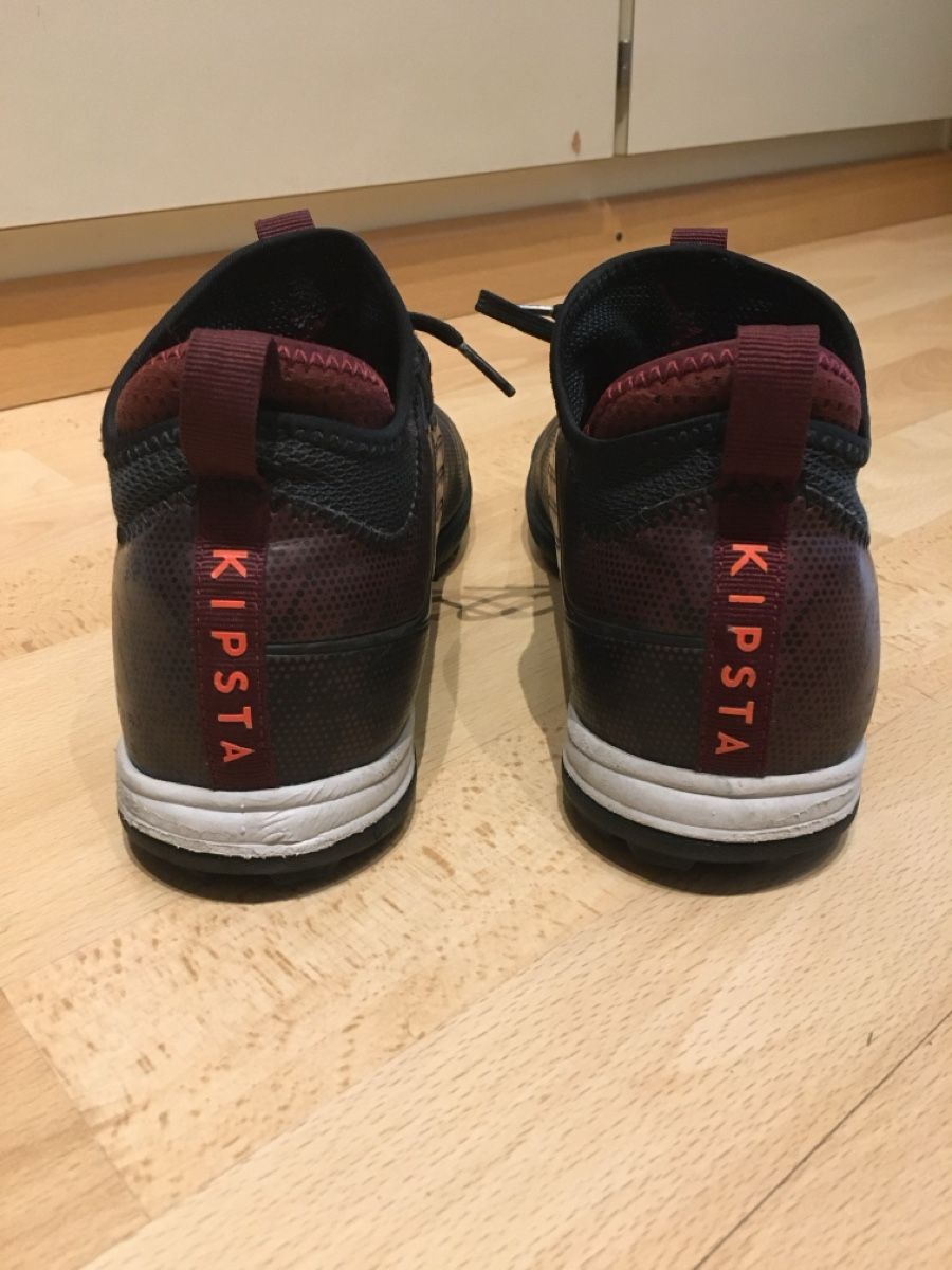 Scarpe da uomo: Turnschuhe / Fussballschuhe Gr. 40 – Usato da Uetendorf venduto da Gar_9pvy 3