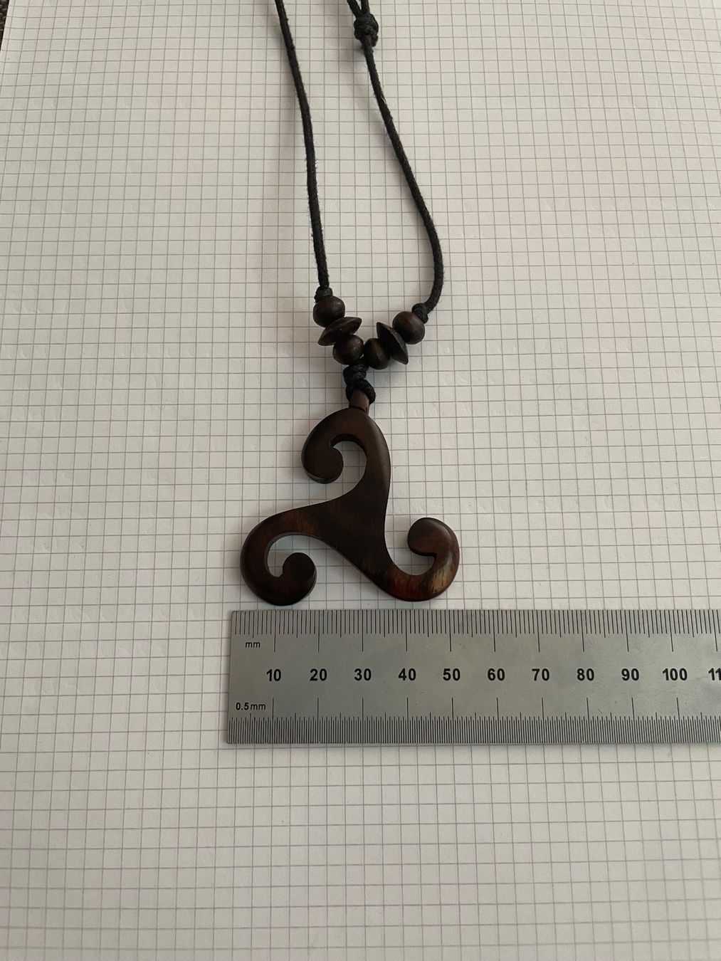 Catenine: Collana ciondolo in legno – Usato da Minusio venduto da jas_ry5h 2