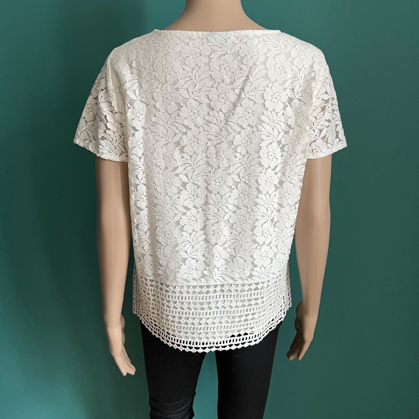 Vila T-shirt: VILA T-Shirt 🤍 – Usato da Zürich venduto da ClosetQueen 4