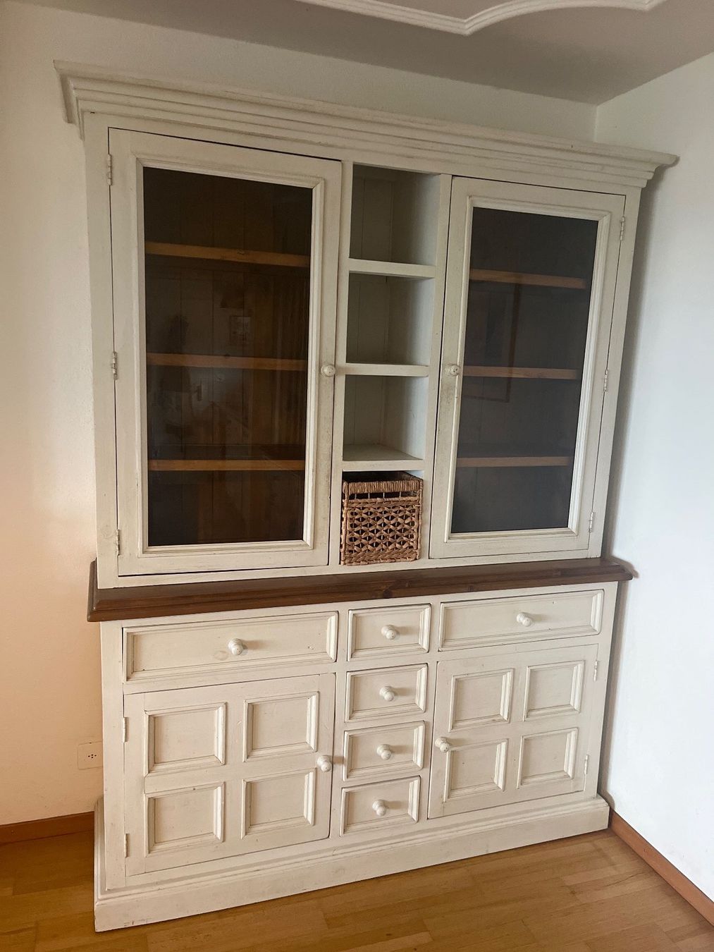 Buffets: Buffet Kommode und Vitrine – D'occasion à Neerach par wal_2dyz