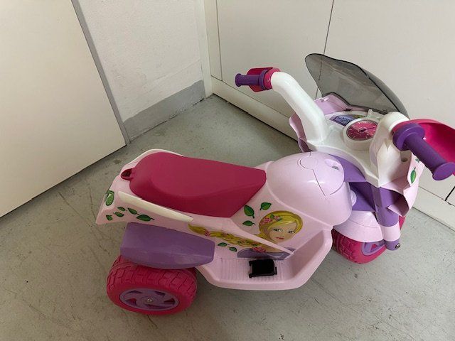 Peg Perego Veicoli per bambini: Peg Perego Moto Elektro – Usato da Dietikon venduto da tormento82 1