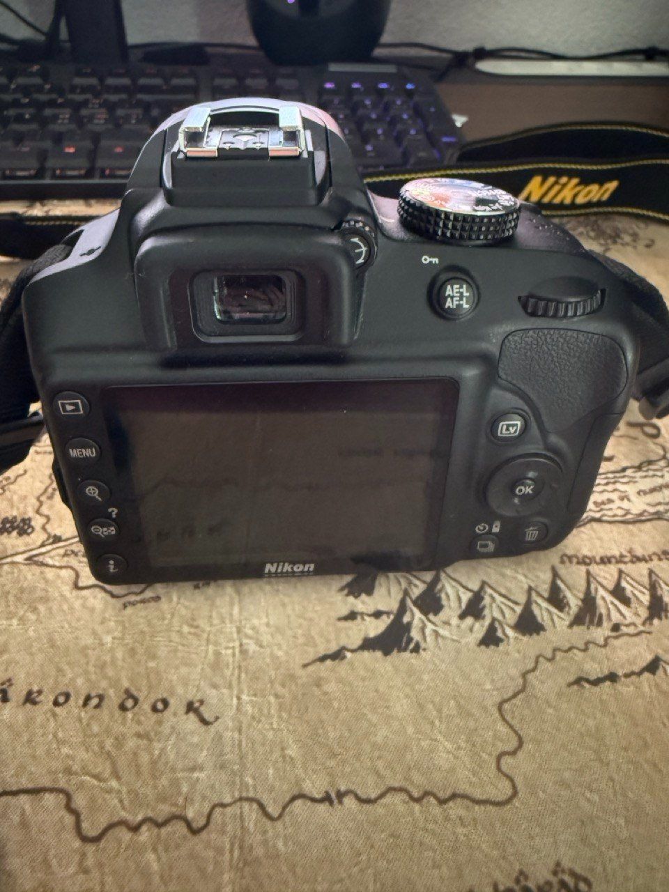 Nikon Fotocamera: Nikon D3400 und Nikkor AF-P 18-55mm – Usato da Zürich venduto da lou_p9cr 2